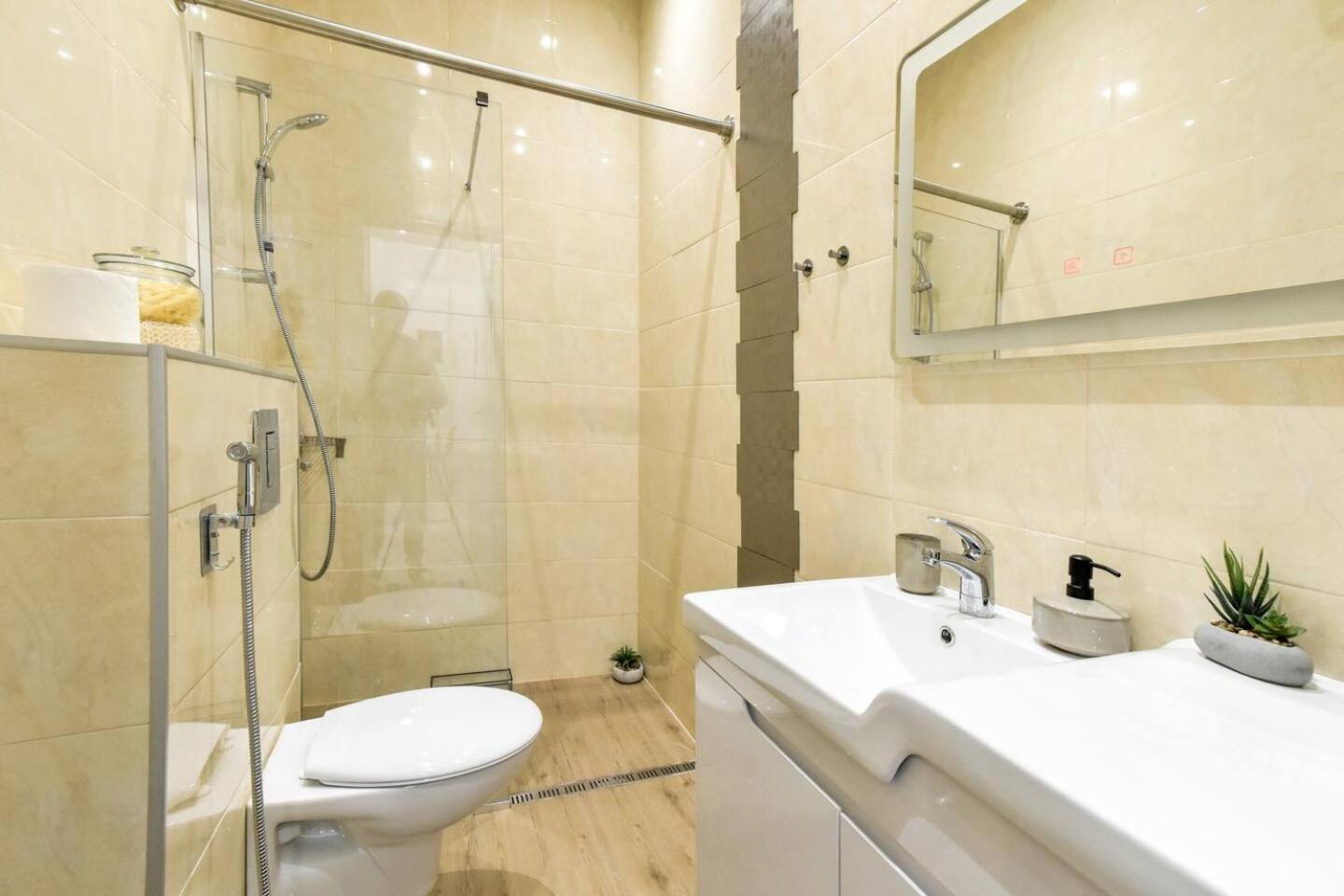 Duplex Condo Prime Location 2Bth 2 Studios Sofia Exterior foto